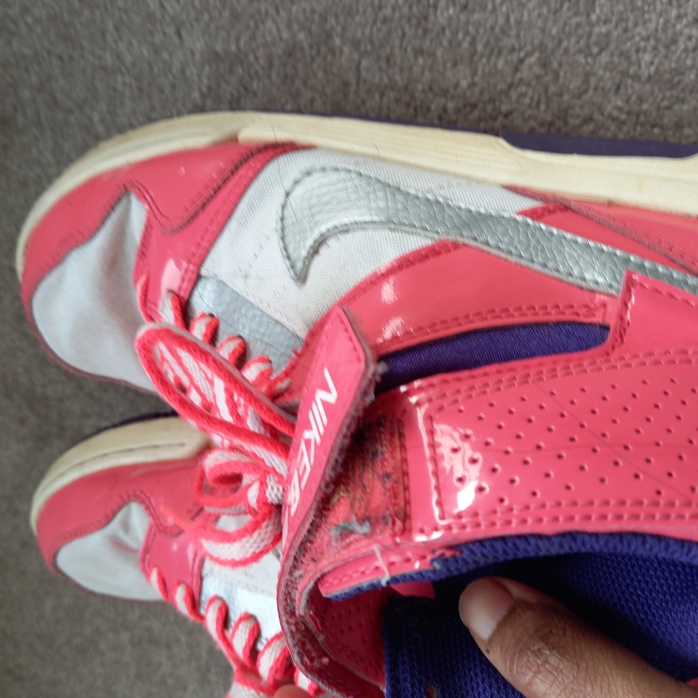 shoes - Picture 2 of 3